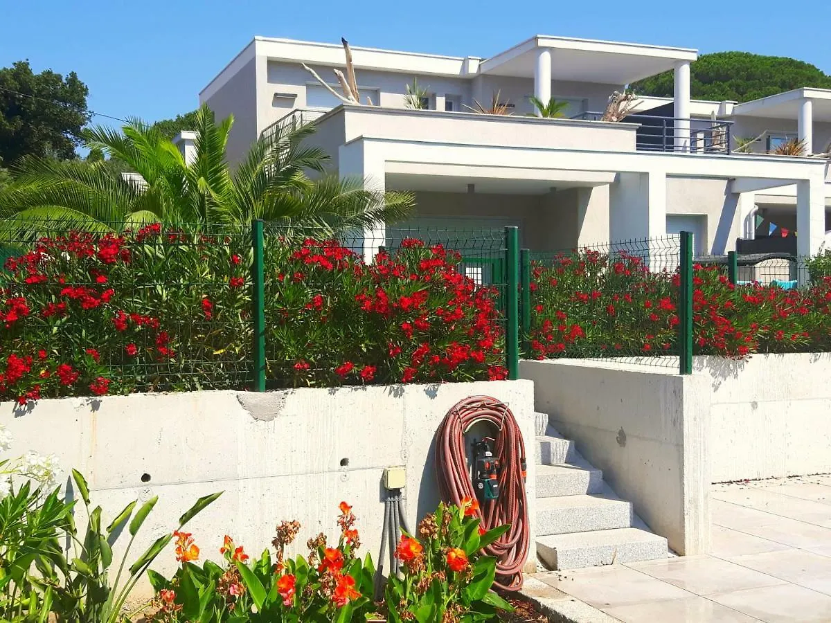 Villa La Source Grimaud Frankreich